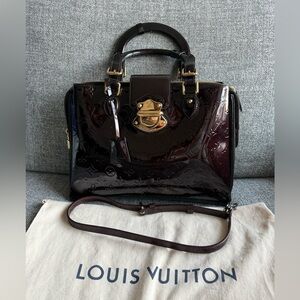 Authentic Louis Vuitton Amaranthe Patent Leather Vernis Melrose Avenue Bag